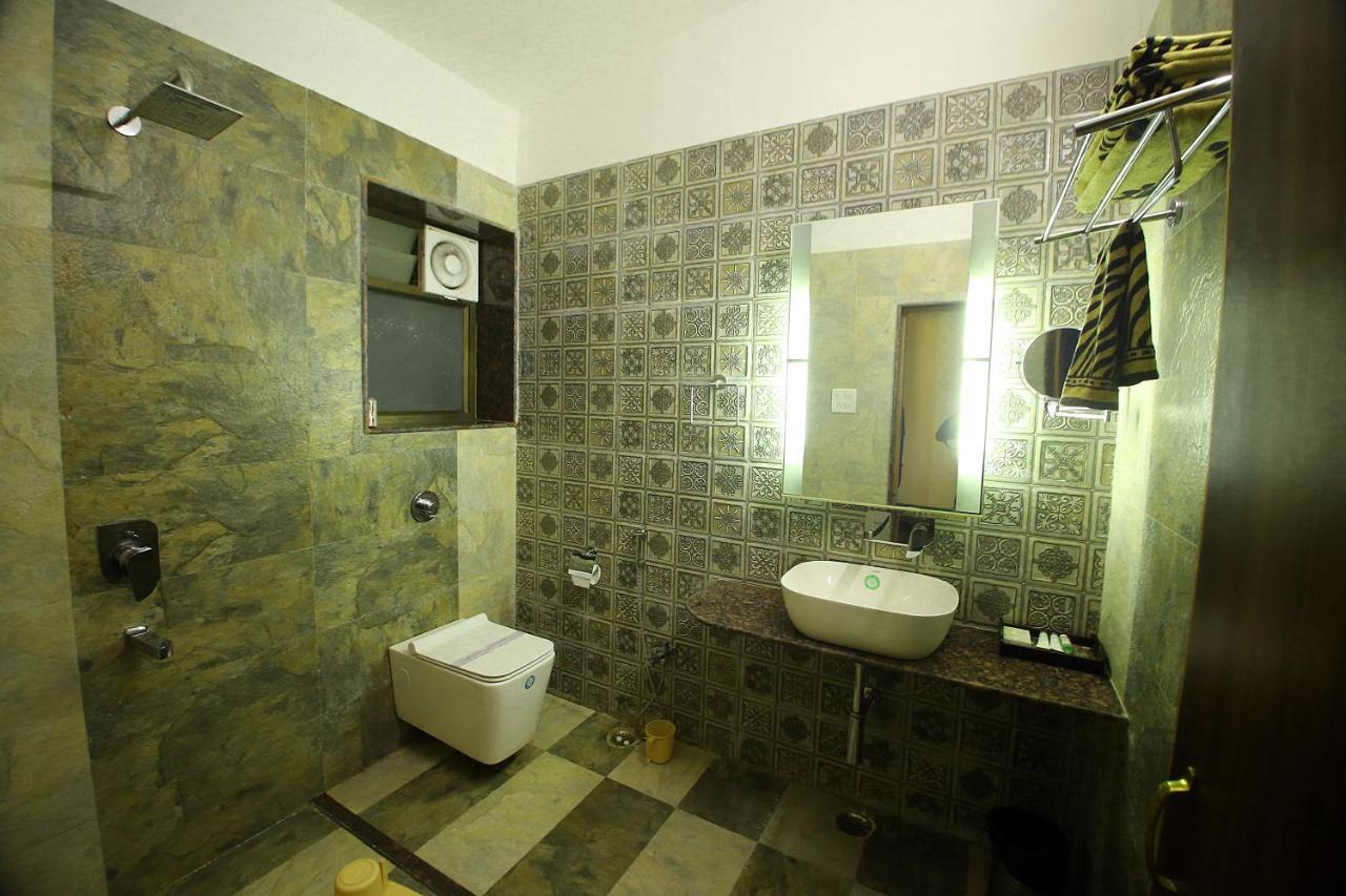 Mpt White Tiger Forest Lodge Tāla Dış mekan fotoğraf